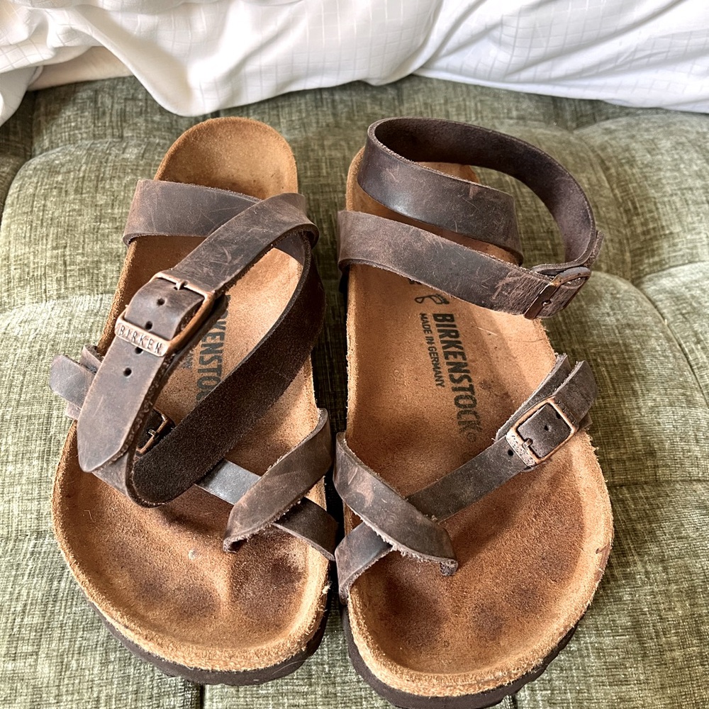 Birkenstock Yara Leather - size 38
